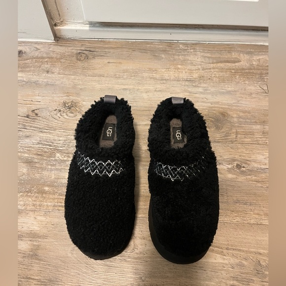 Ugg Women’s Tazz UggBraid, Black, Size 6 - Picture 3 of 4